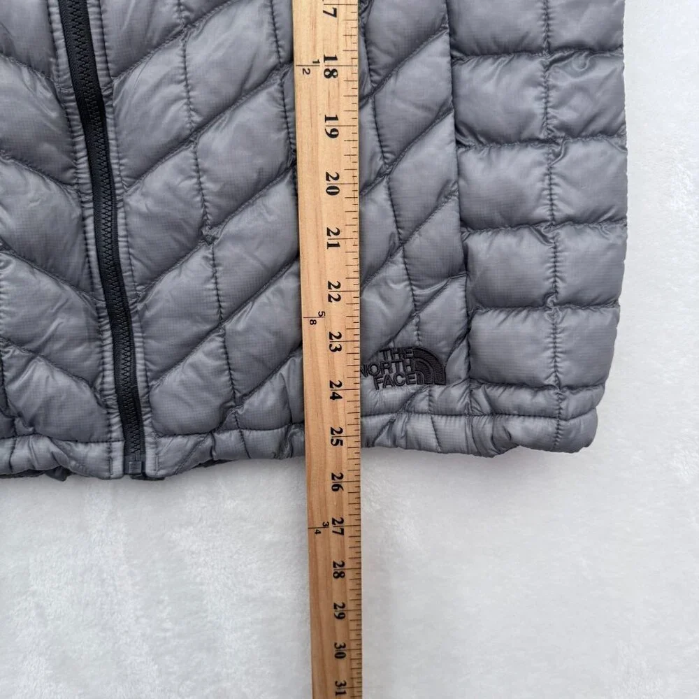 The North Face Puffer Vest Womens L Full Zip Lightweight Thermobal Line